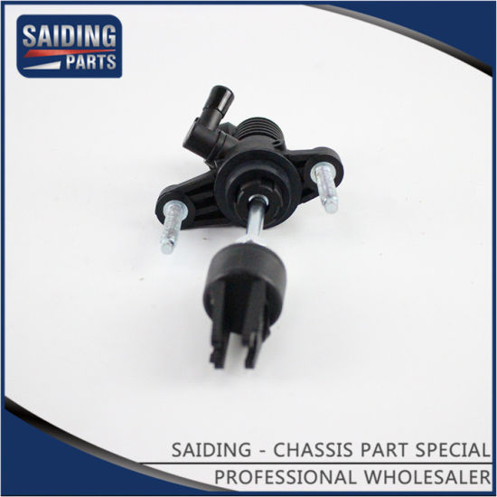 Saiding Auto Clutch Master Cylinder 314200K013 for Toyota Hilux/Revo