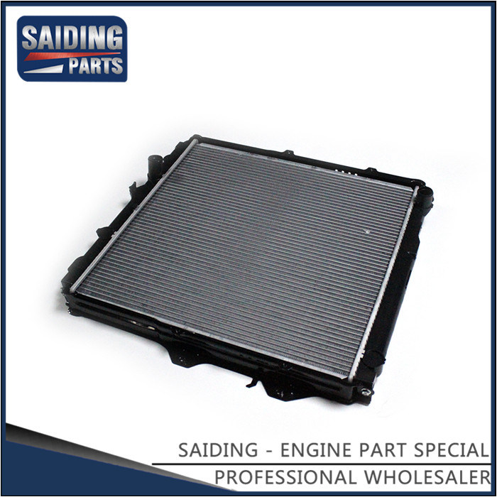 Cooling Radiator for Toyota Hilux 2lt Engine Parts 16400-5b620